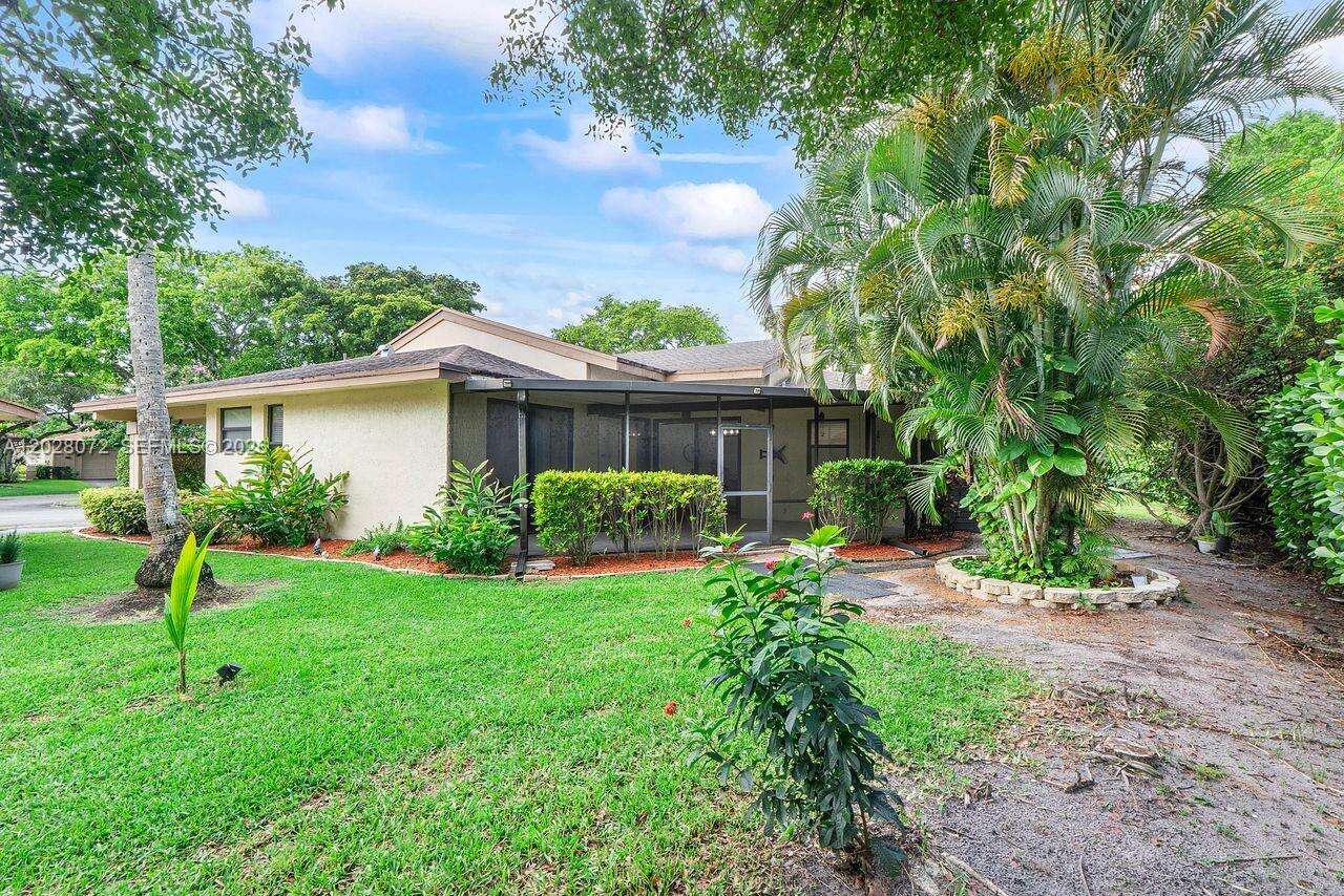 Tamarac | 8149 Royal Palm Ct Unit #3 | Picture 34