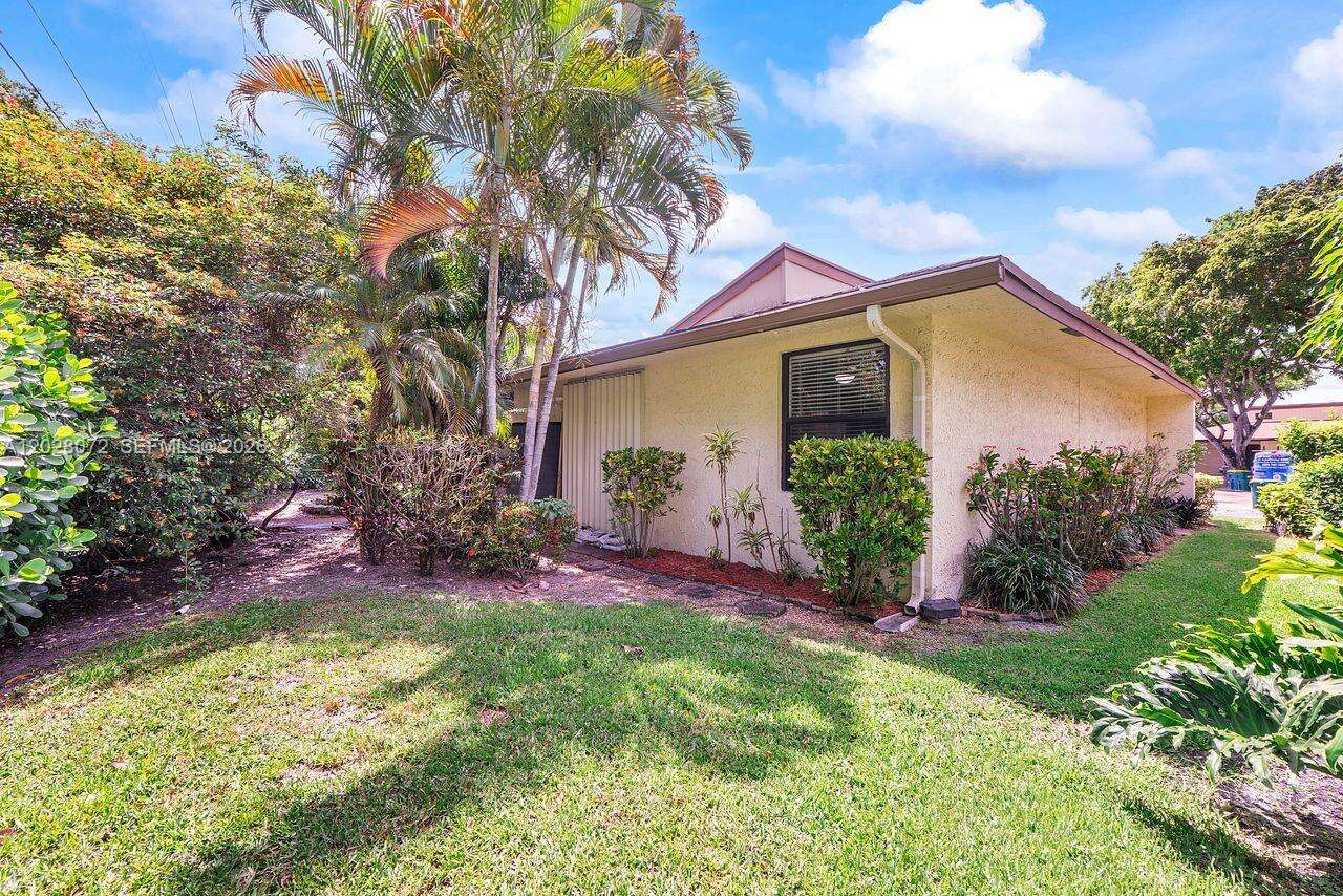 Tamarac | 8149 Royal Palm Ct Unit #3 | Picture 36