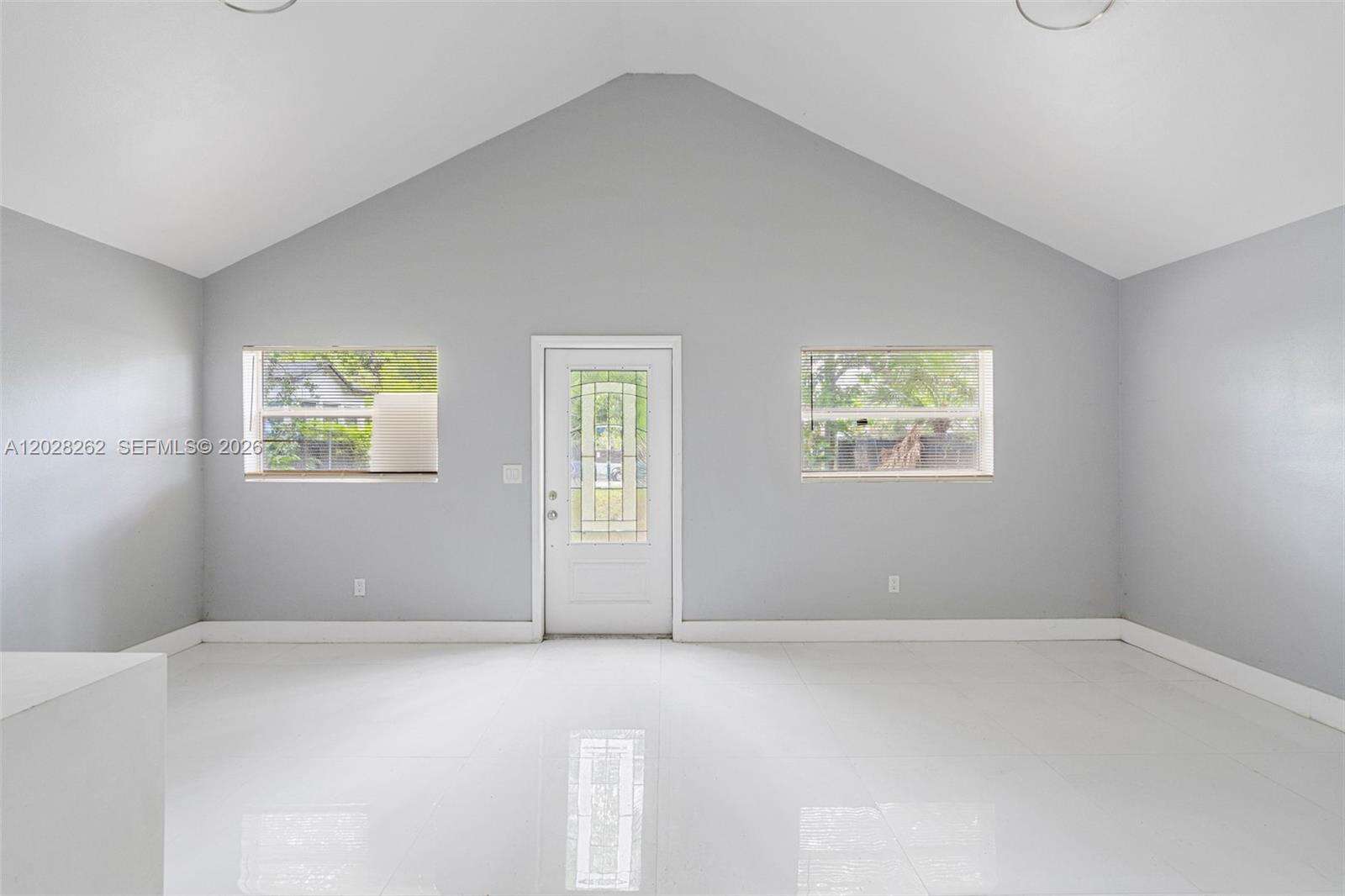 Miami | 352 41st St N/A | Picture 14