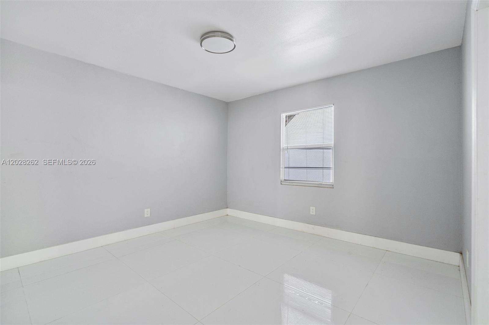 Miami | 352 41st St N/A | Picture 23