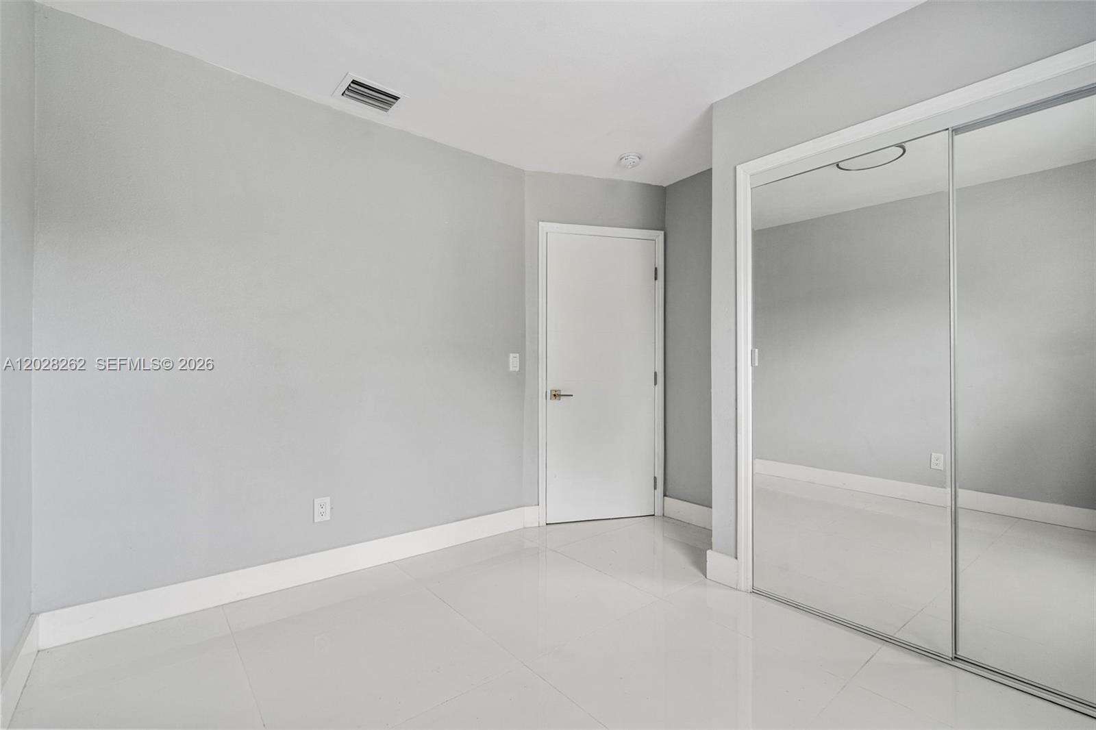 Miami | 352 41st St N/A | Picture 30
