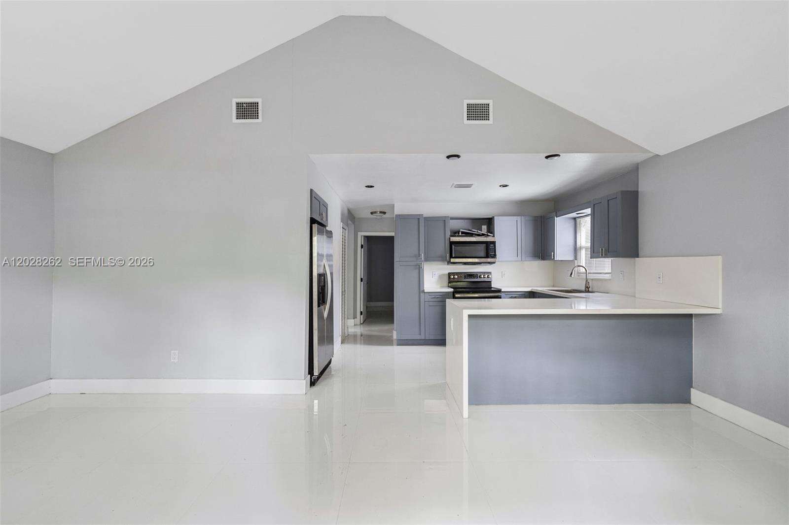 Miami | 352 41st St N/A | Picture 9