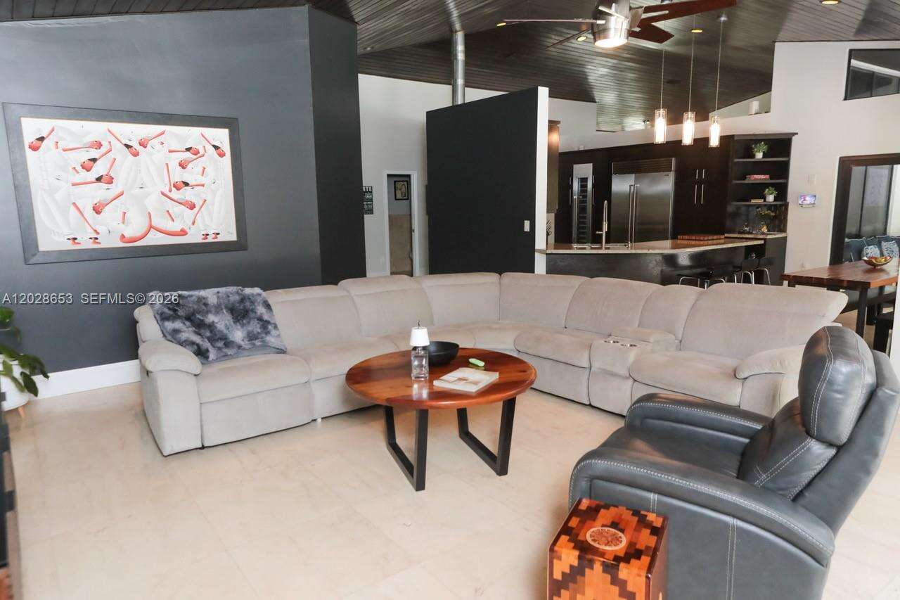Miami | 13324 106th Ave N/A | Picture 15
