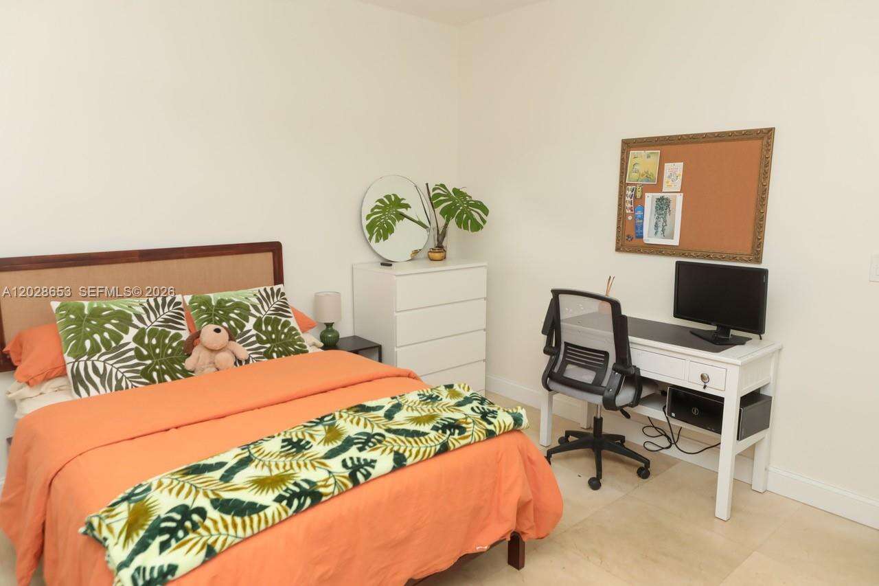 Miami | 13324 106th Ave N/A | Picture 25