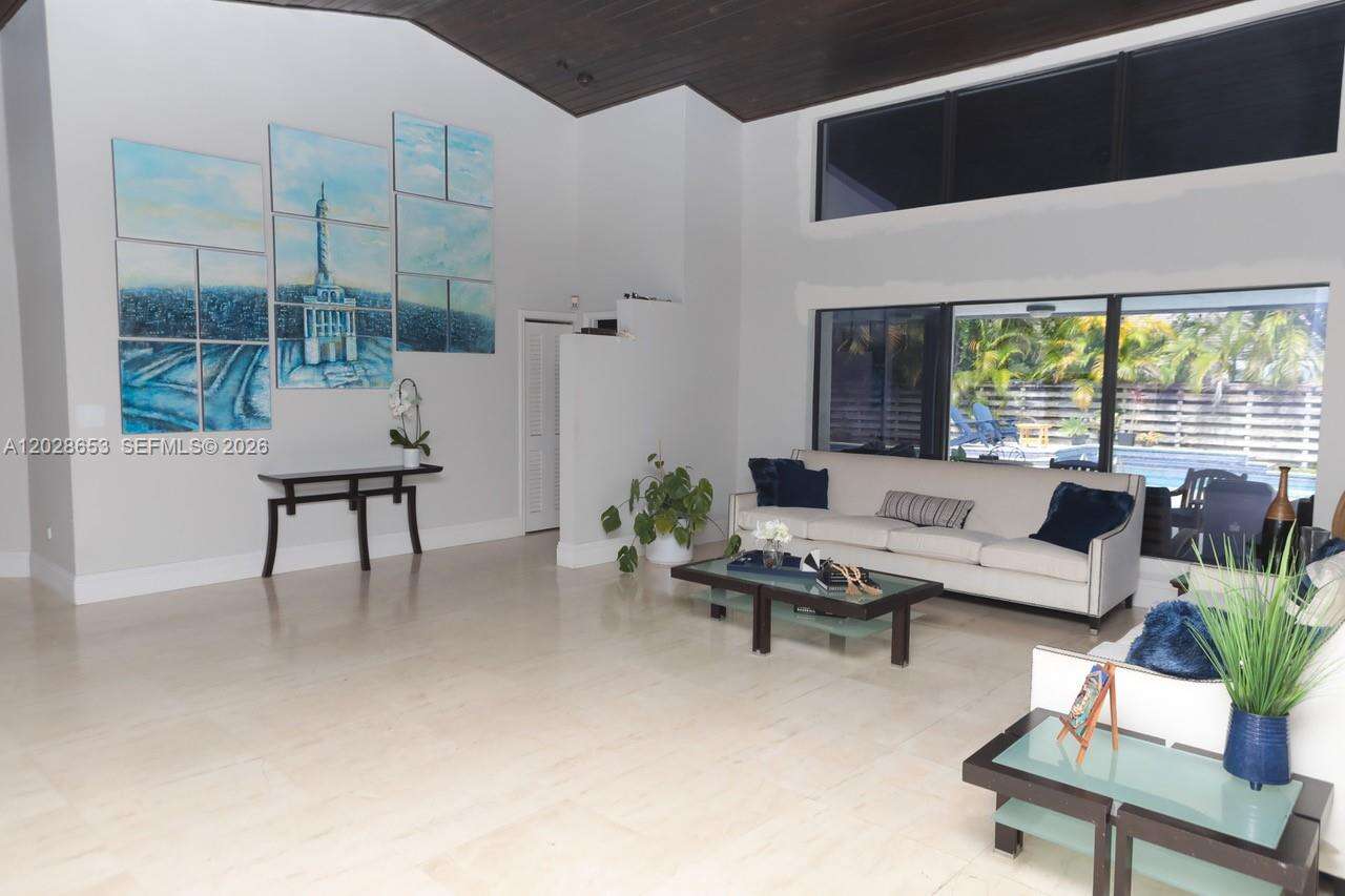 Miami | 13324 106th Ave N/A | Picture 10