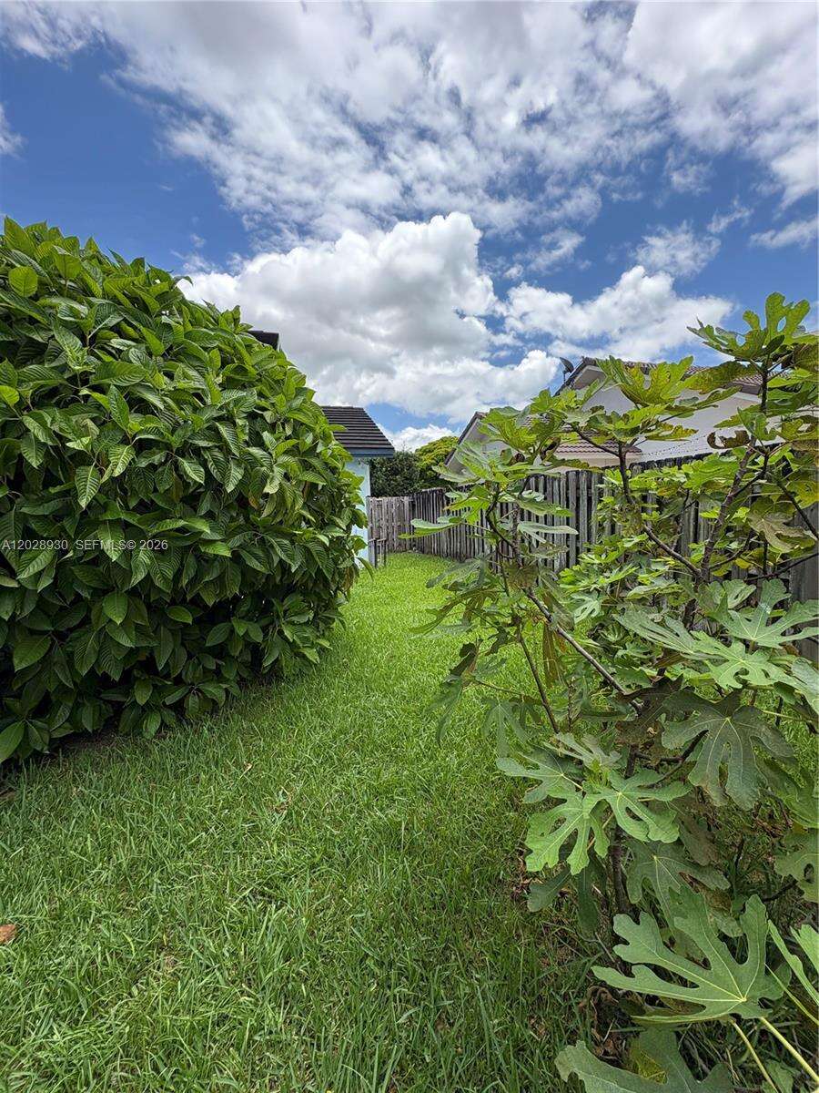 Miami | 3124 139th Pl N/A | Picture 13
