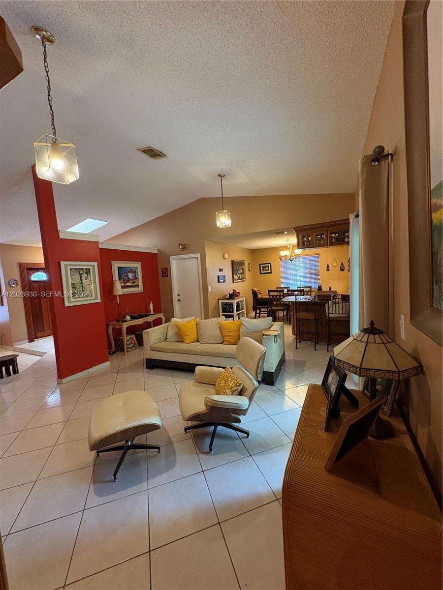 Miami | 3124 139th Pl N/A | Picture 4