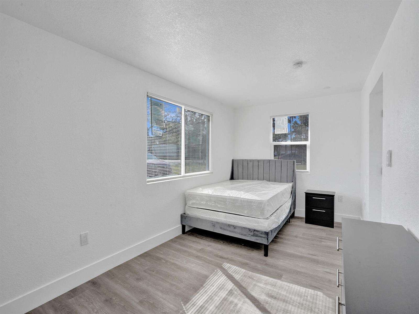 Miramar | 6143 40th N/A | Picture 21