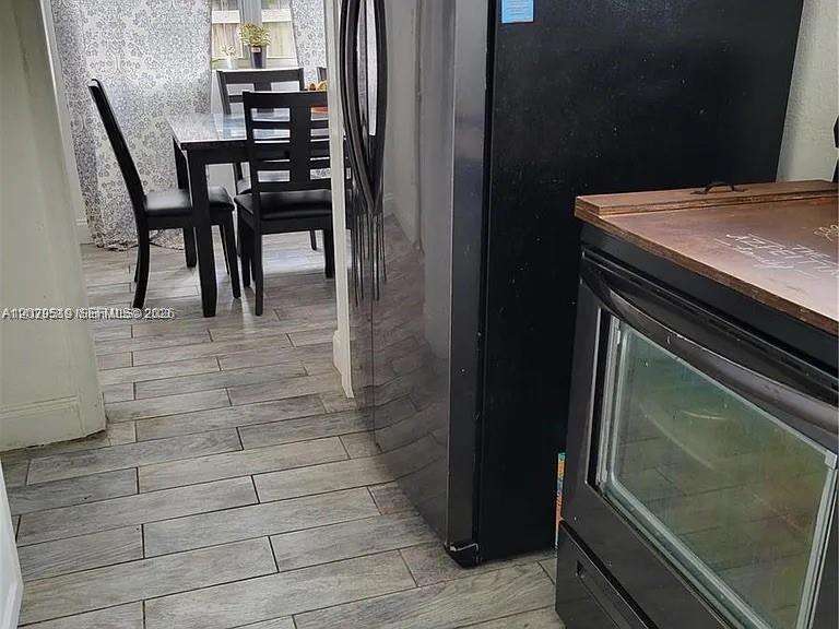 Fort Lauderdale | 1752 Lauderdale Manor Dr N/A | Picture 5