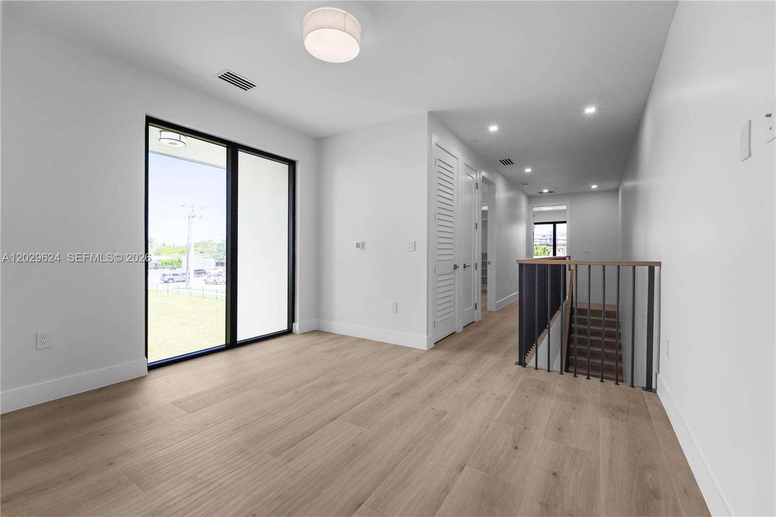 Miami | 2735 23rd Ter N/A | Picture 33