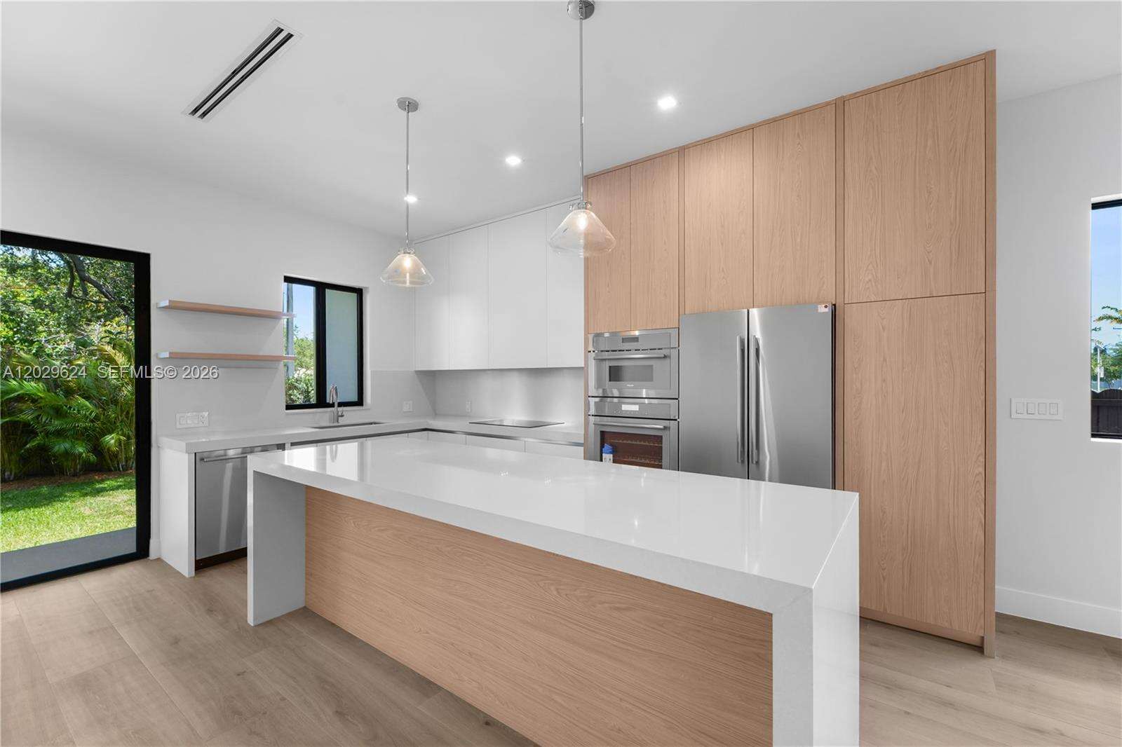 Miami | 2735 23rd Ter N/A | Picture 10