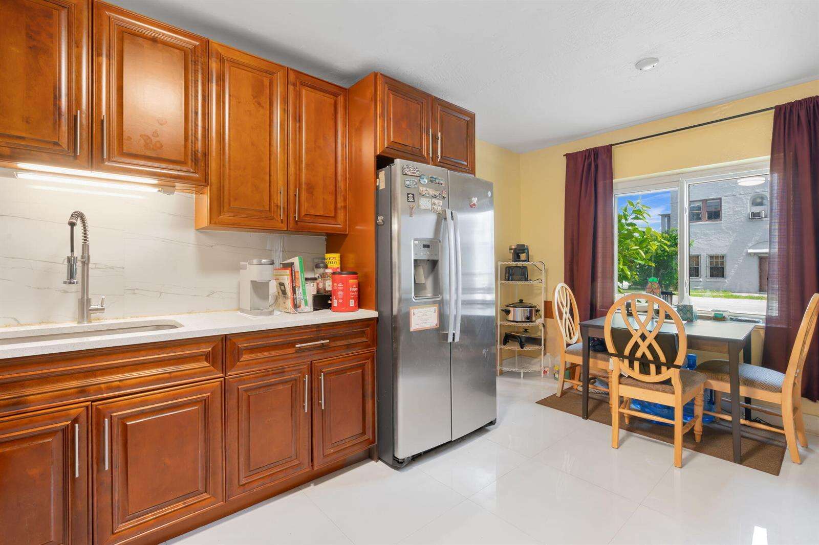 Hollywood | 2126 Washington N/A | Picture 3