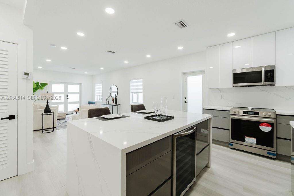 Miami | 2101 16th Ter N/A | Picture 3