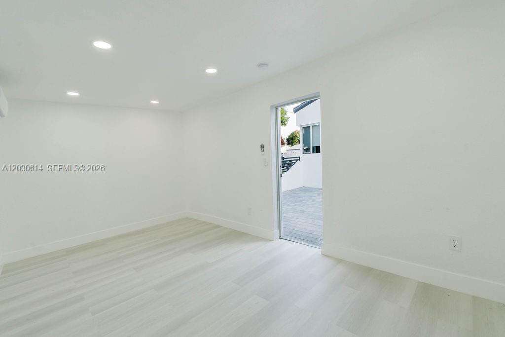 Miami | 2101 16th Ter N/A | Picture 36