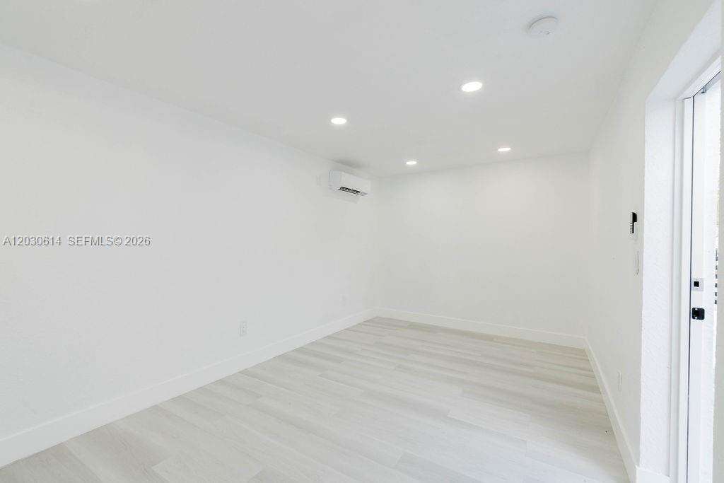 Miami | 2101 16th Ter N/A | Picture 37