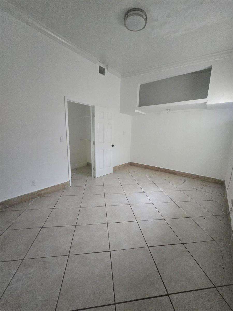 Hollywood | 6209 Grant N/A | Picture 6