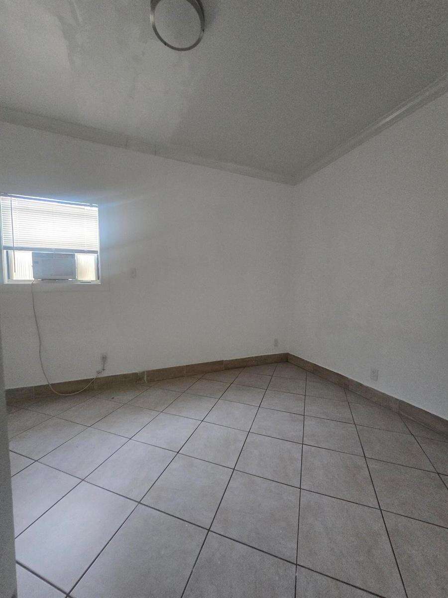 Hollywood | 6209 Grant N/A | Picture 7