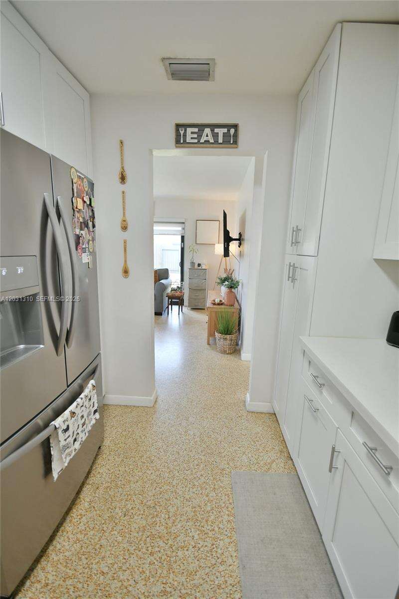 Miami | 8350 12th Ter N/A | Picture 17