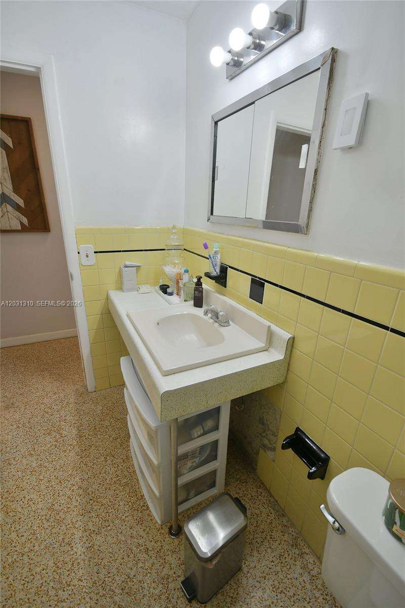 Miami | 8350 12th Ter N/A | Picture 20