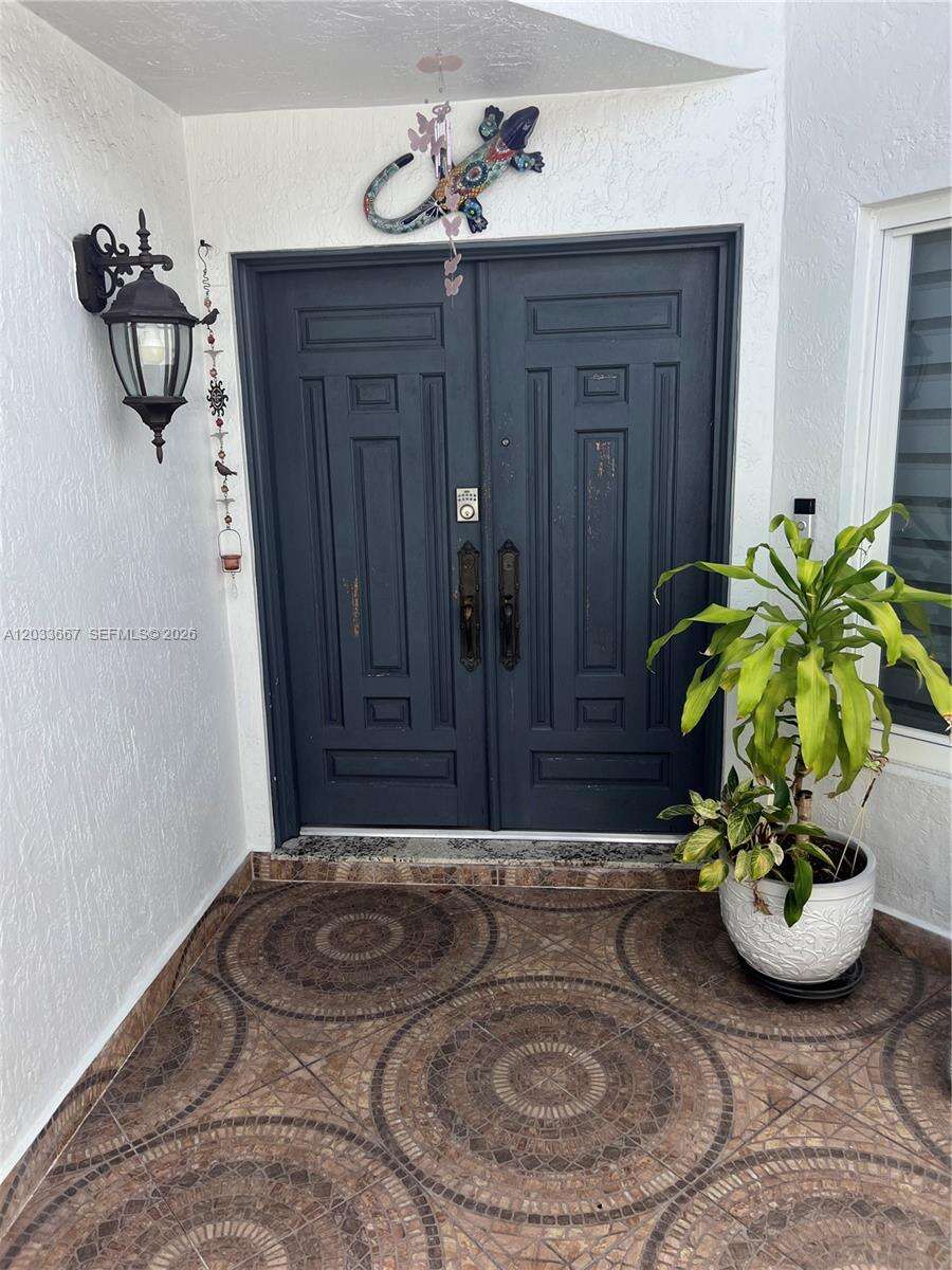 Miami | 5861 149th Ct N/A | Picture 2