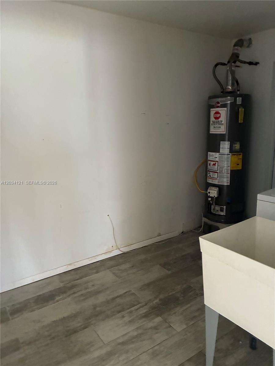 Miami | 18715 18th Ave N/A | Picture 16