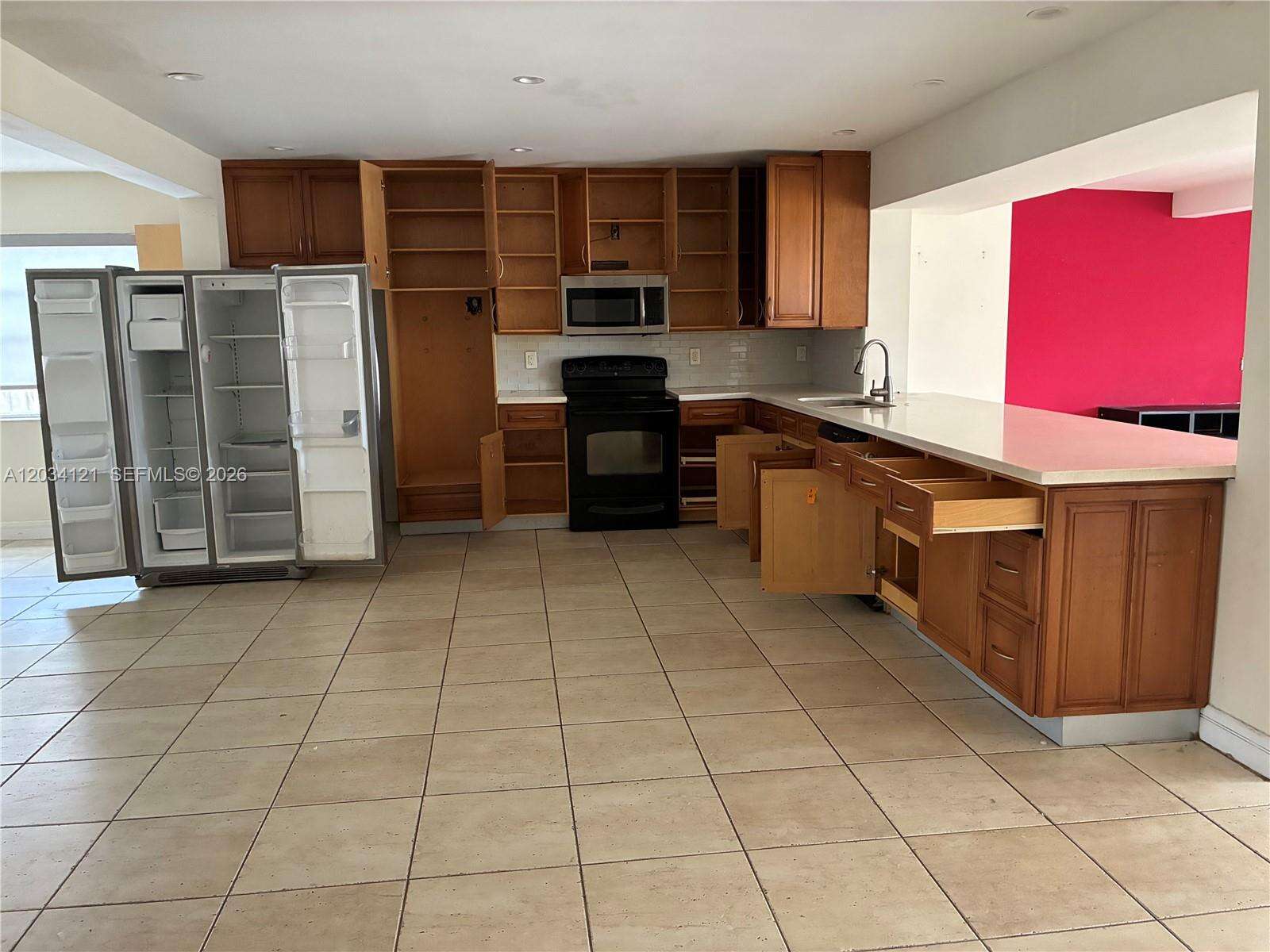 Miami | 18715 18th Ave N/A | Picture 17