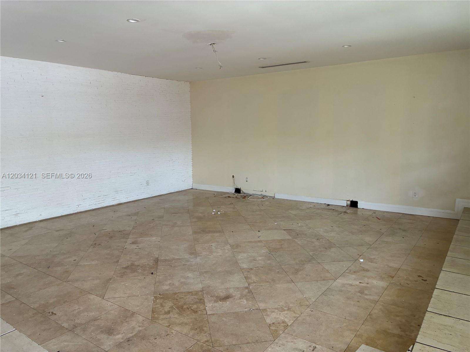 Miami | 18715 18th Ave N/A | Picture 20