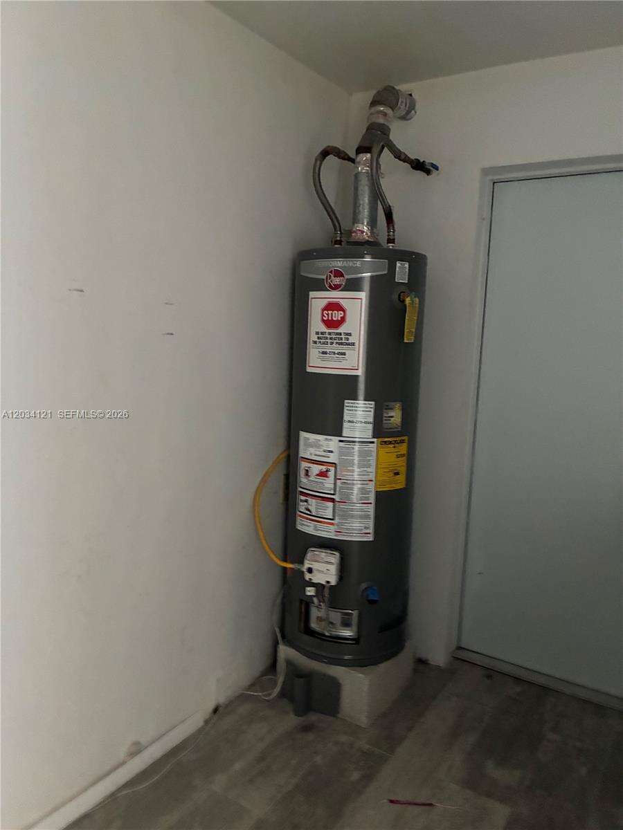 Miami | 18715 18th Ave N/A | Picture 21