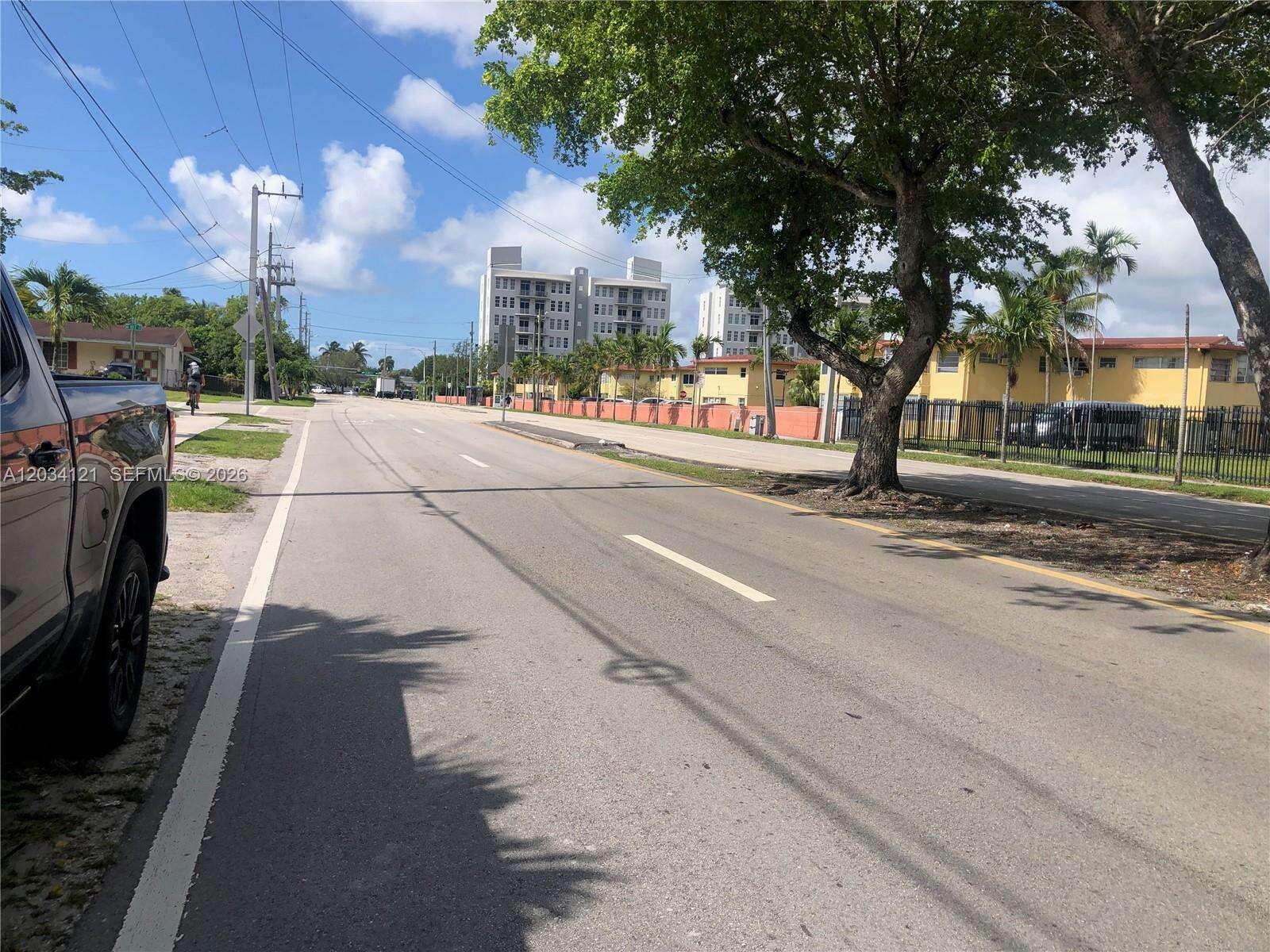 Miami | 18715 18th Ave N/A | Picture 22