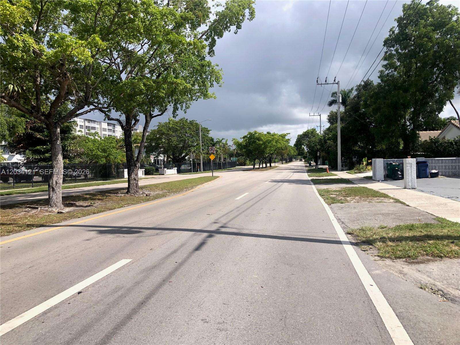 Miami | 18715 18th Ave N/A | Picture 23