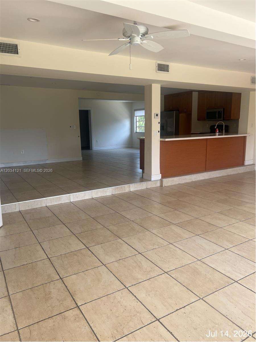 Miami | 18715 18th Ave N/A | Picture 29