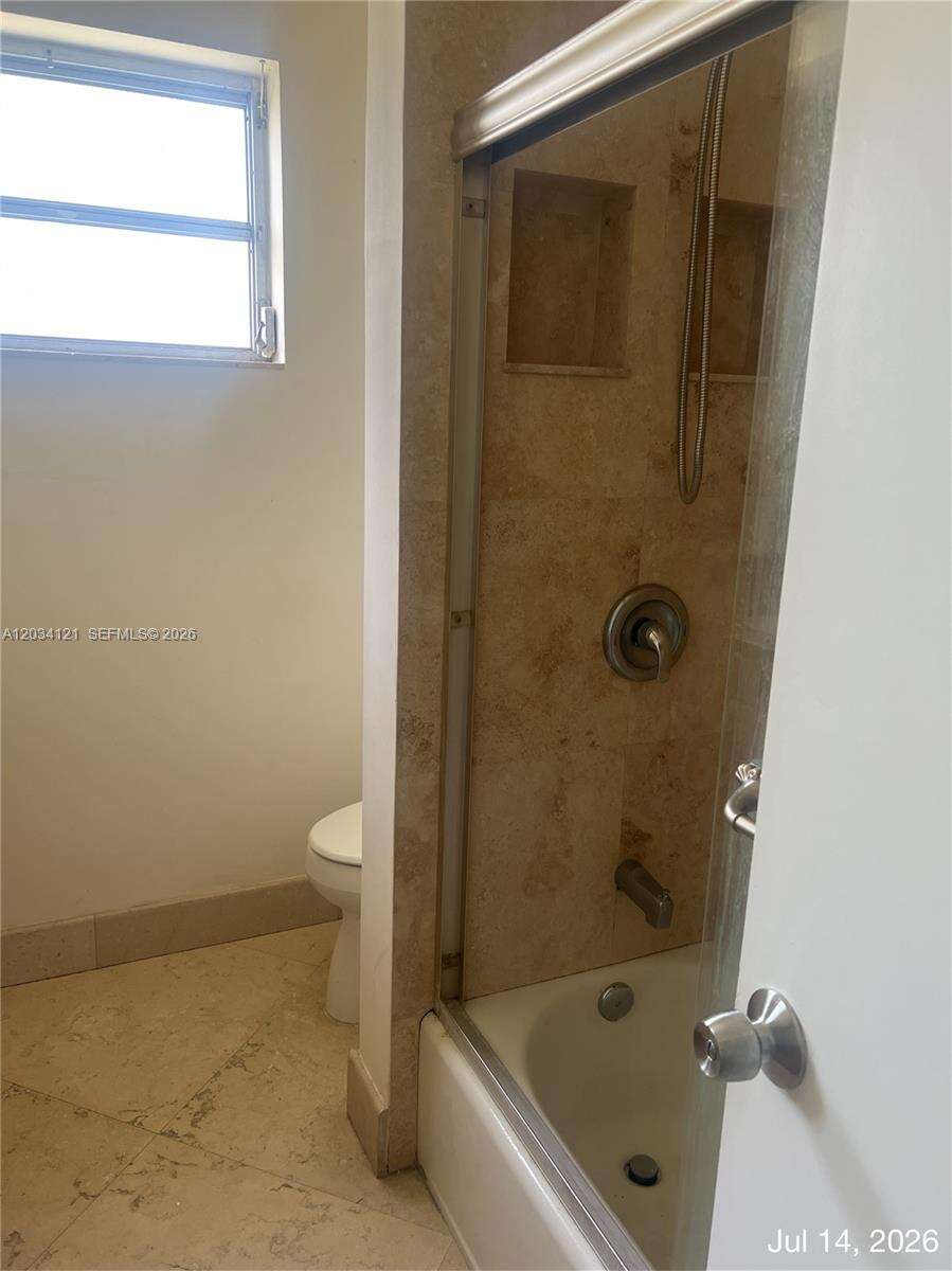 Miami | 18715 18th Ave N/A | Picture 40