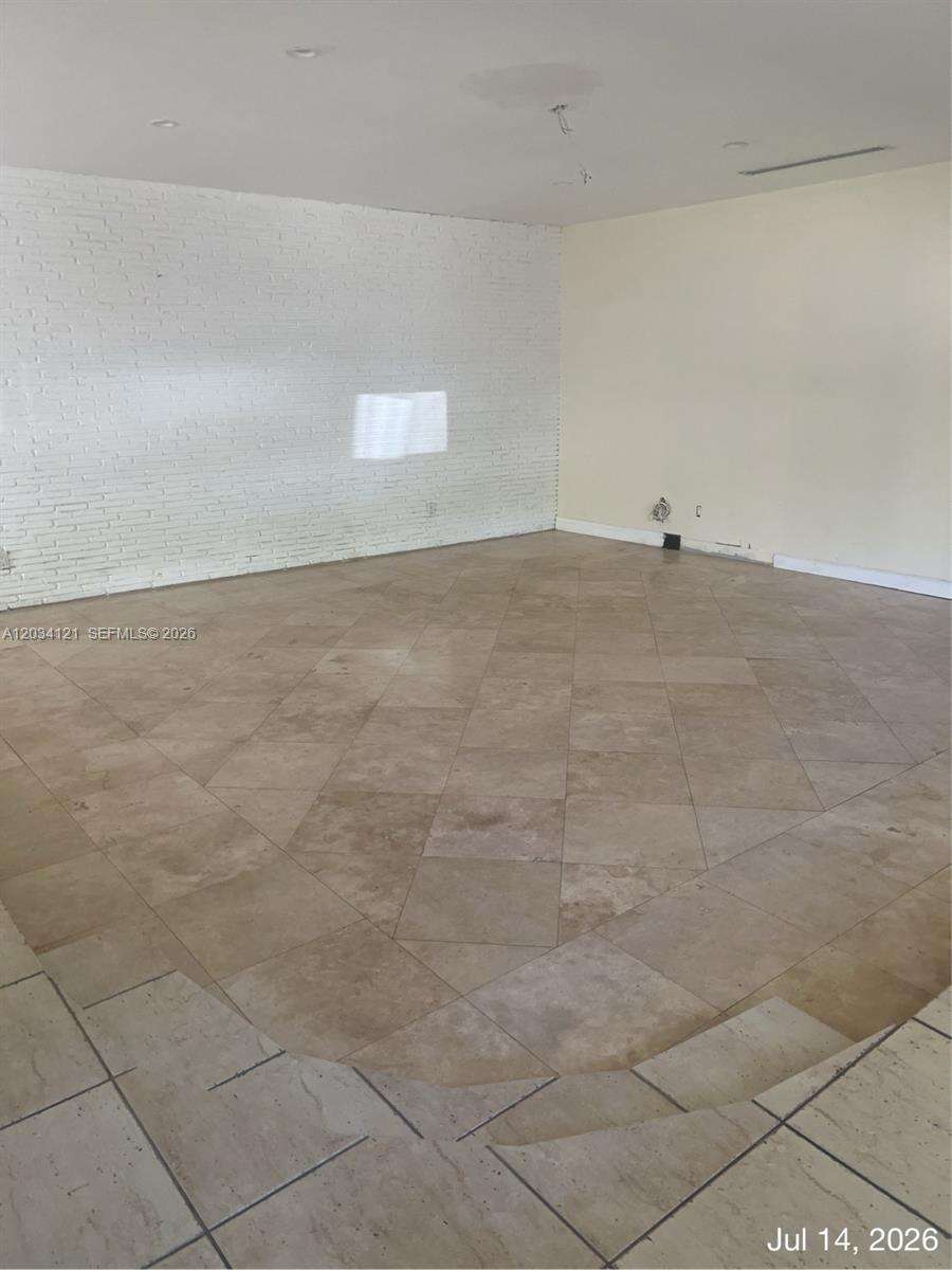 Miami | 18715 18th Ave N/A | Picture 48