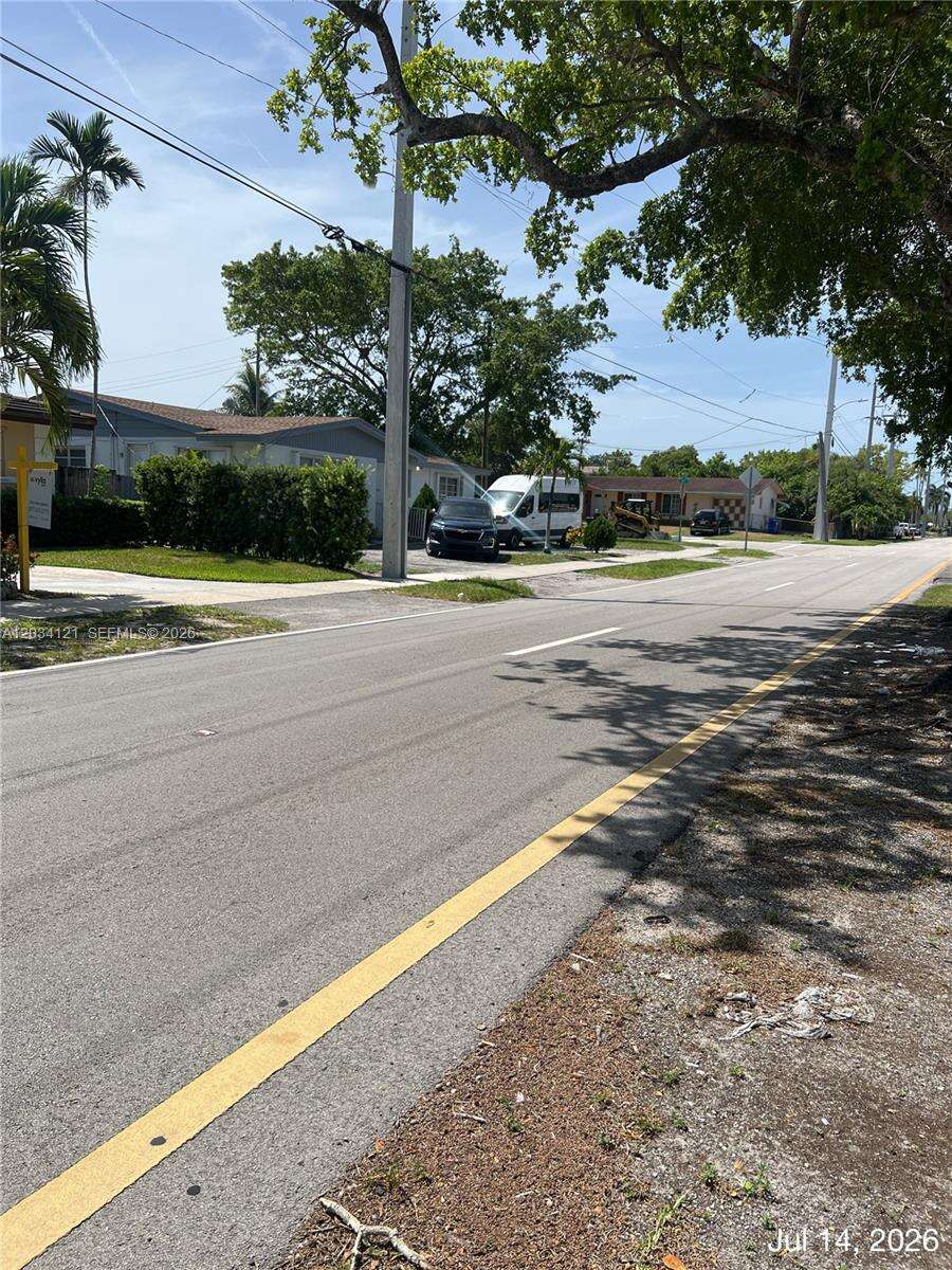Miami | 18715 18th Ave N/A | Picture 50