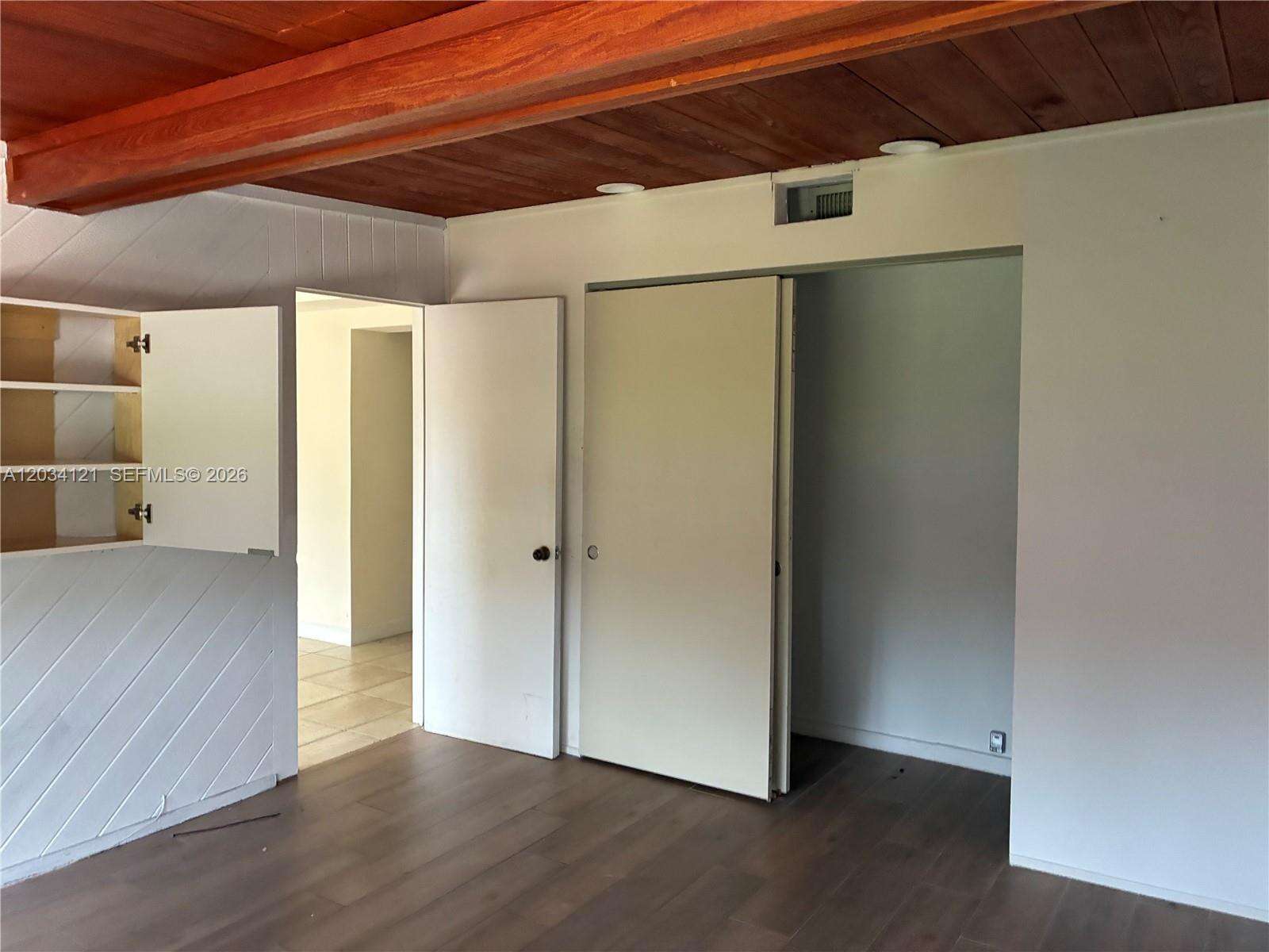 Miami | 18715 18th Ave N/A | Picture 6