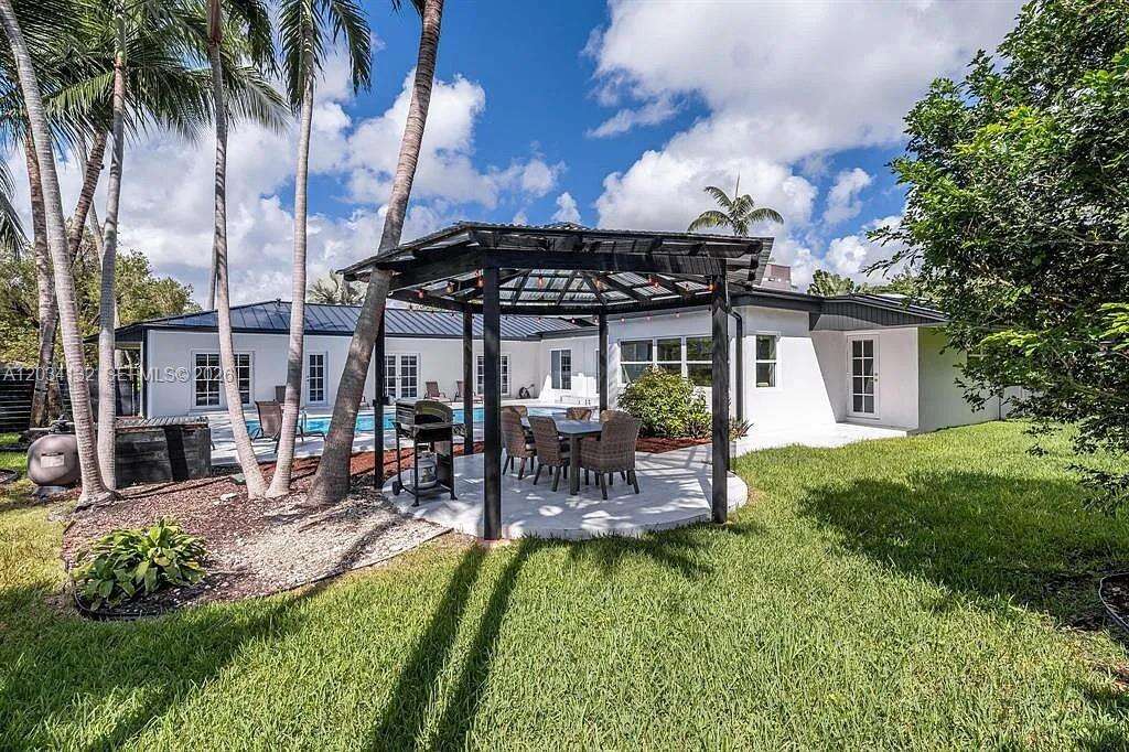 Palmetto Bay | 15201 74th Pl N/A | Picture 24