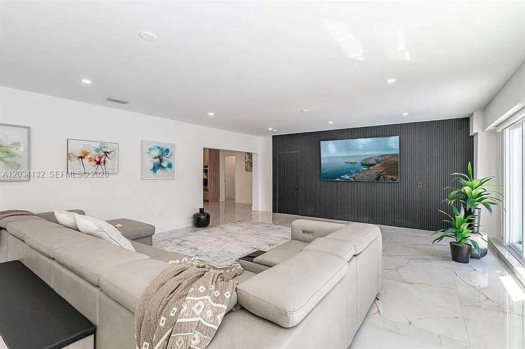 Palmetto Bay | 15201 74th Pl N/A | Picture 6