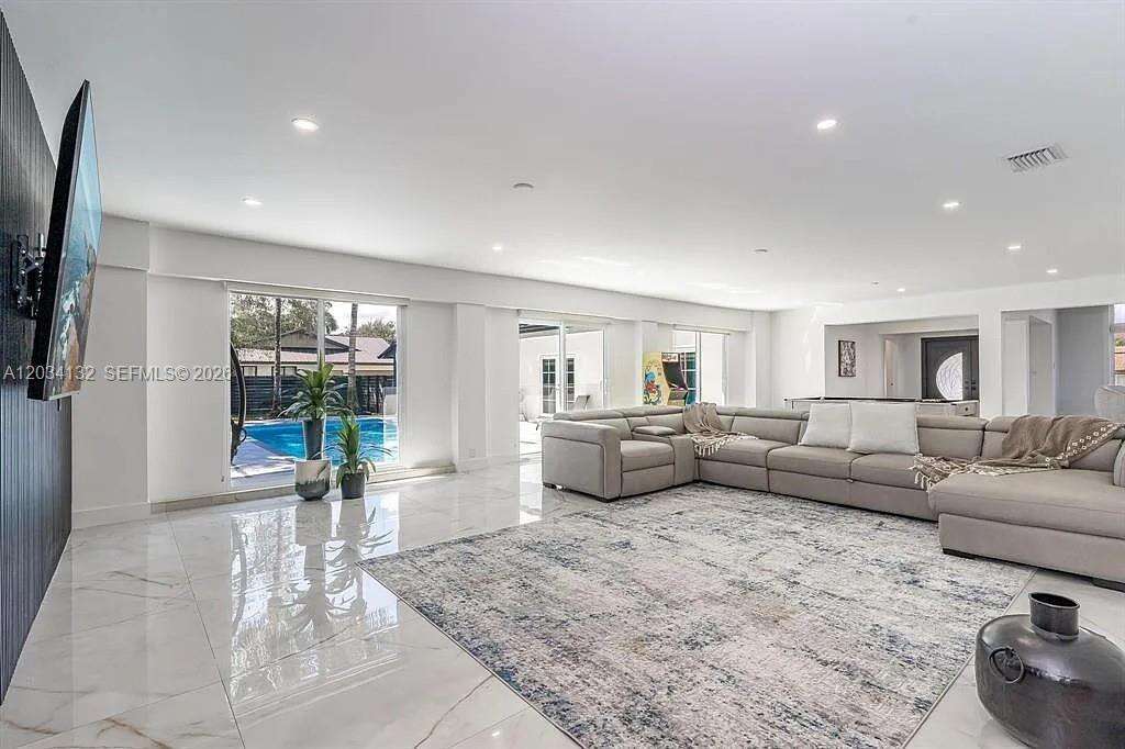 Palmetto Bay | 15201 74th Pl N/A | Picture 7