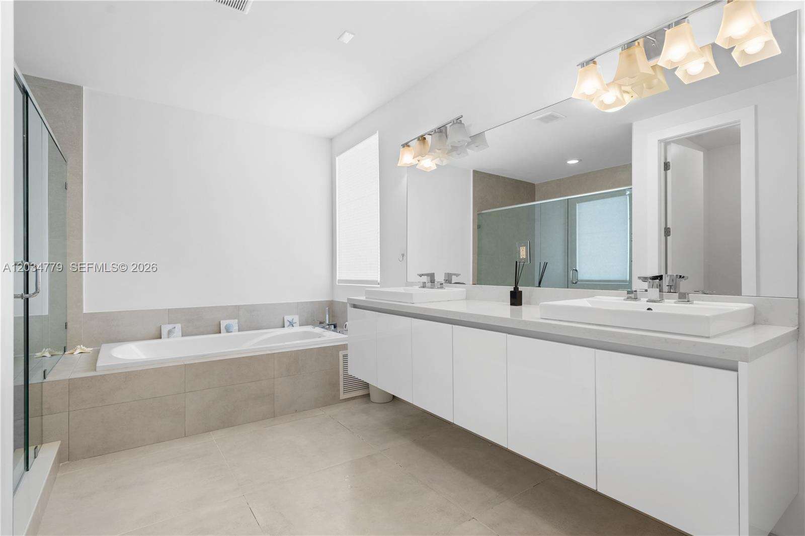 Doral | 9830 74th Ter N/A | Picture 13