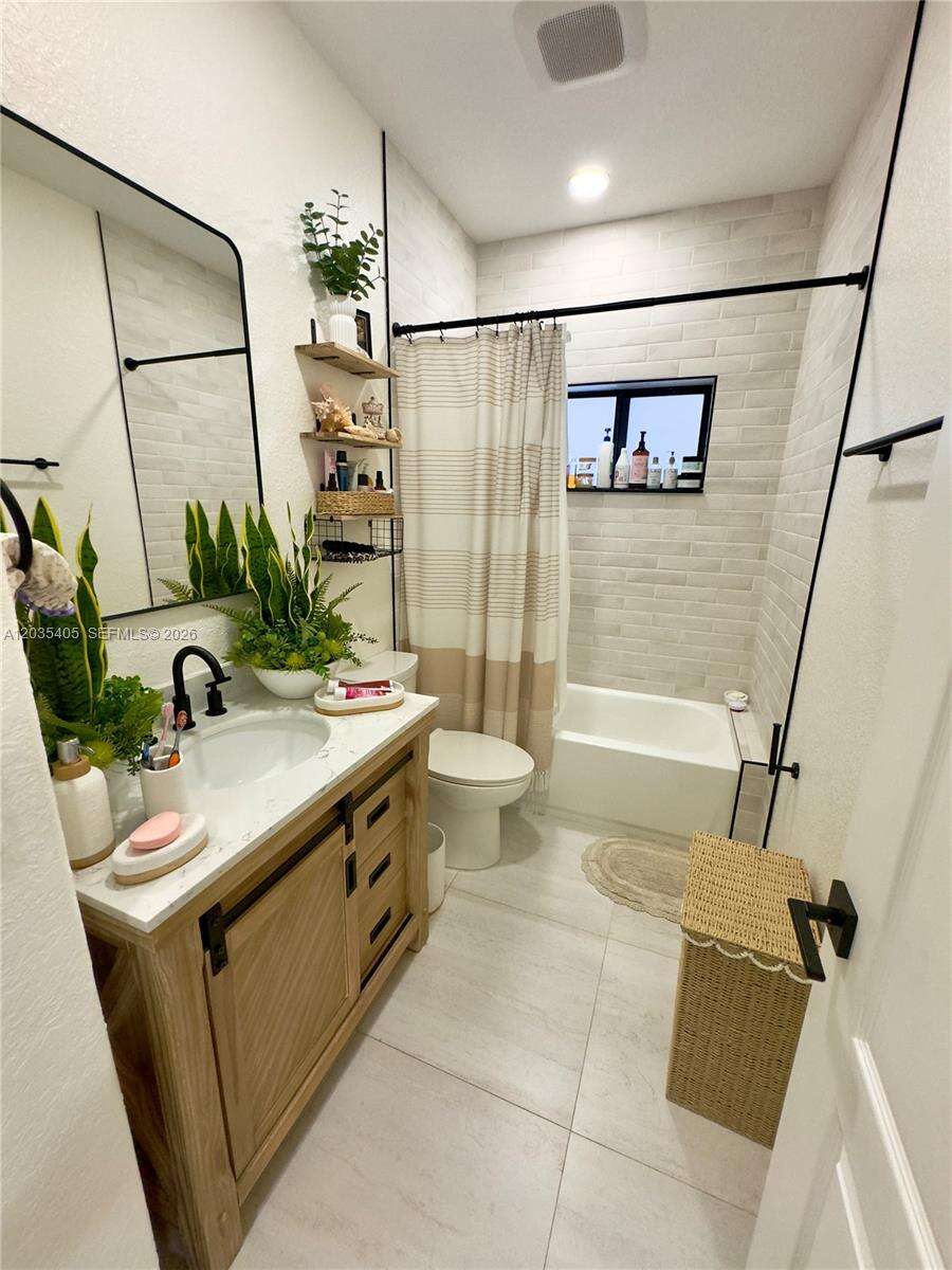 Miami | 17833 155th Ct N/A | Picture 25