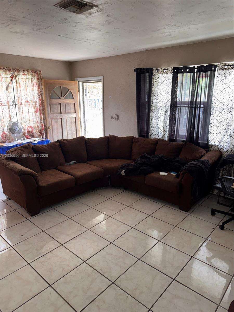 Miami | 7725 14th Ave N/A | Picture 6