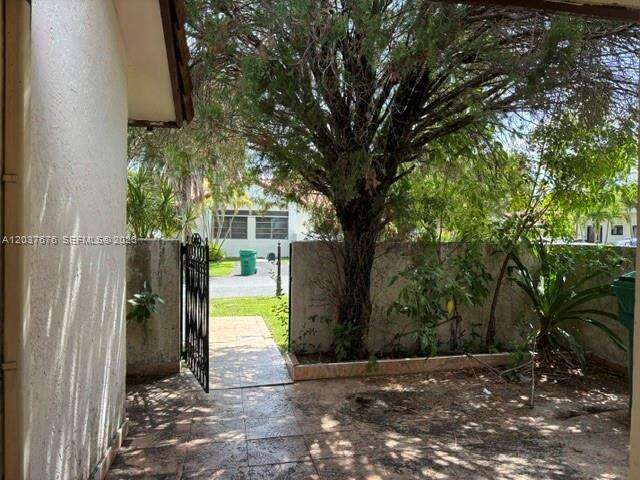 Miami | 6415 133rd Ct N/A | Picture 2