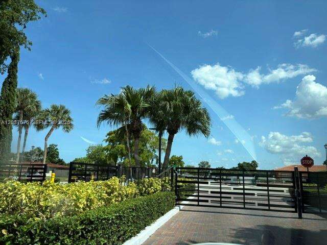 Miami | 6415 133rd Ct N/A | Picture 10