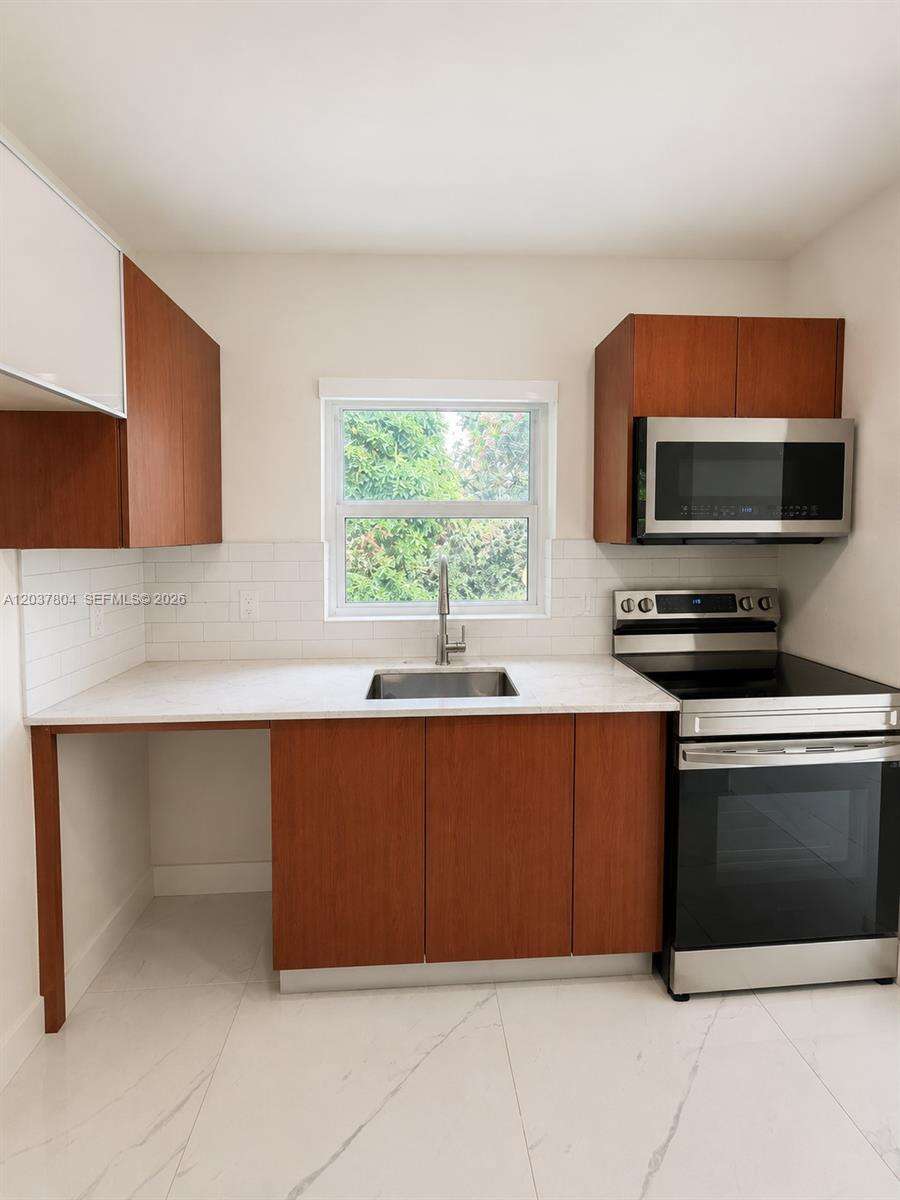 Miami | 4240 14th St N/A | Picture 5