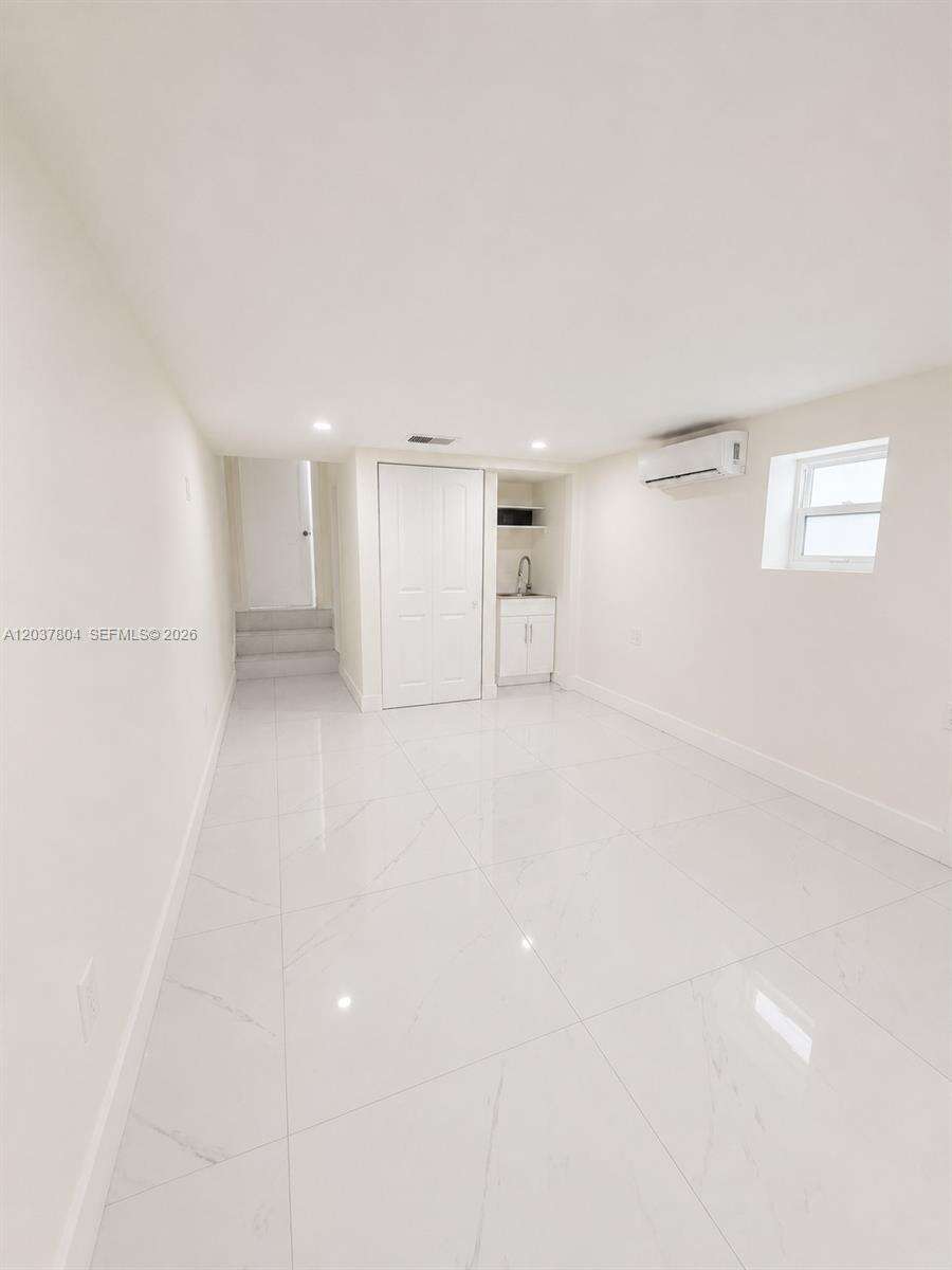 Miami | 4240 14th St N/A | Picture 7