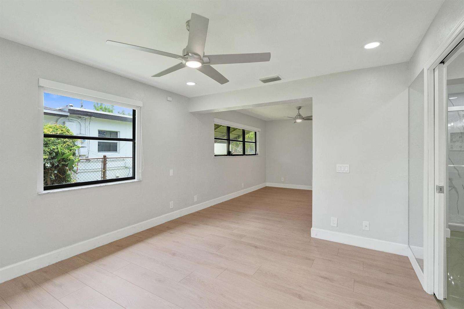 Fort Lauderdale | 1054 Wyoming N/A | Picture 18