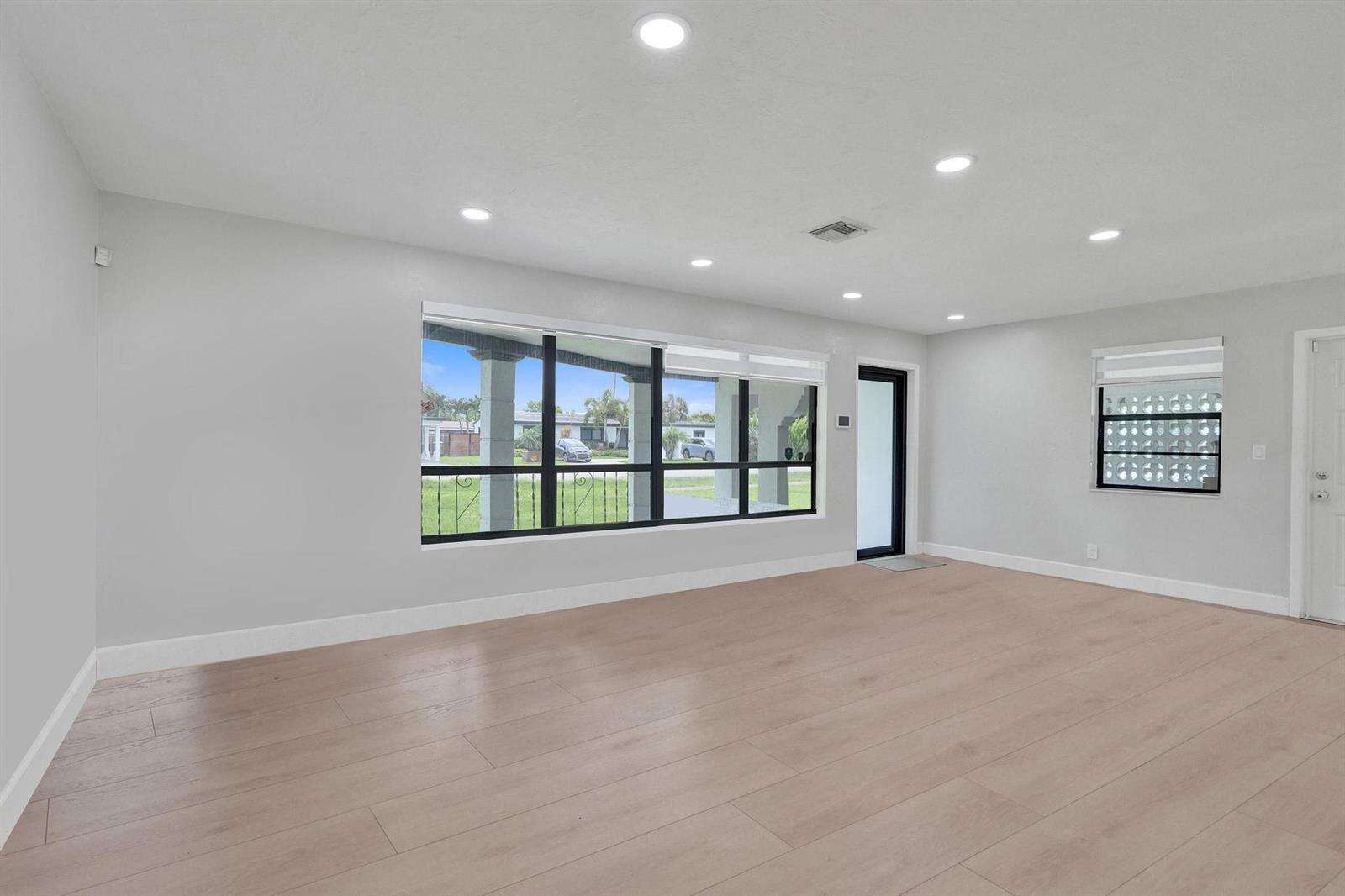 Fort Lauderdale | 1054 Wyoming N/A | Picture 3