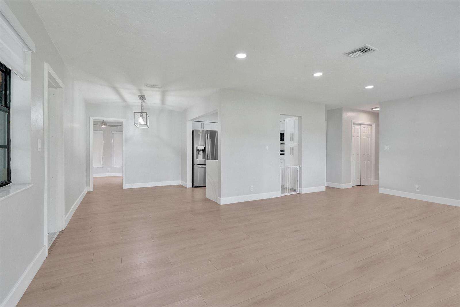 Fort Lauderdale | 1054 Wyoming N/A | Picture 29
