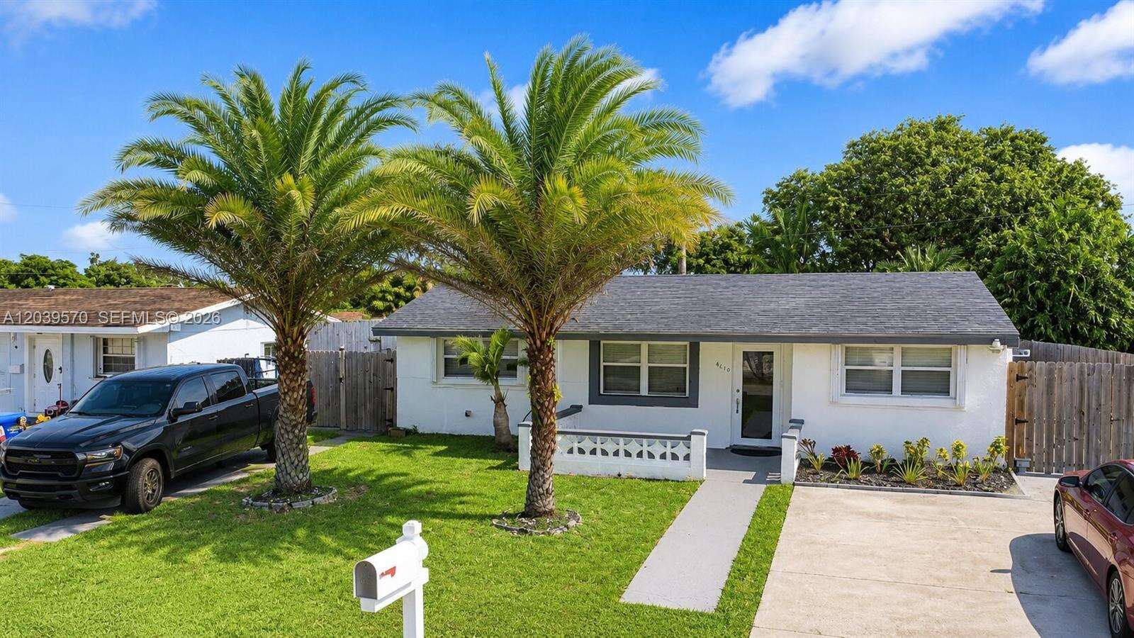 Hollywood | 3010 73rd Ave N/A | Picture 2
