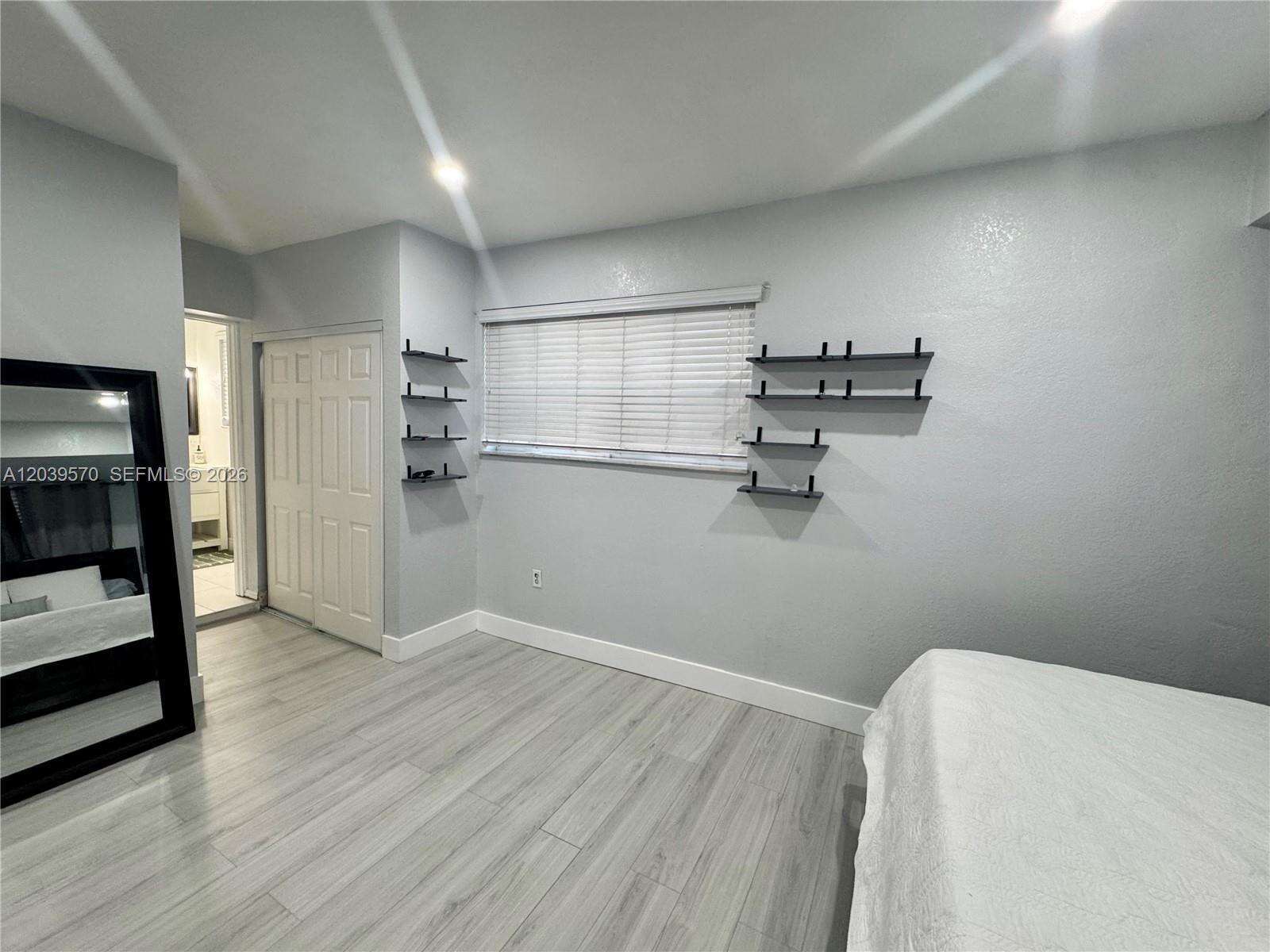Hollywood | 3010 73rd Ave N/A | Picture 13